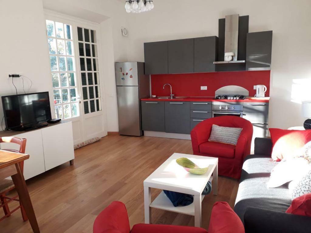 Ferienwohnung Casa Al Mare Livorno Quercianella Exterior foto
